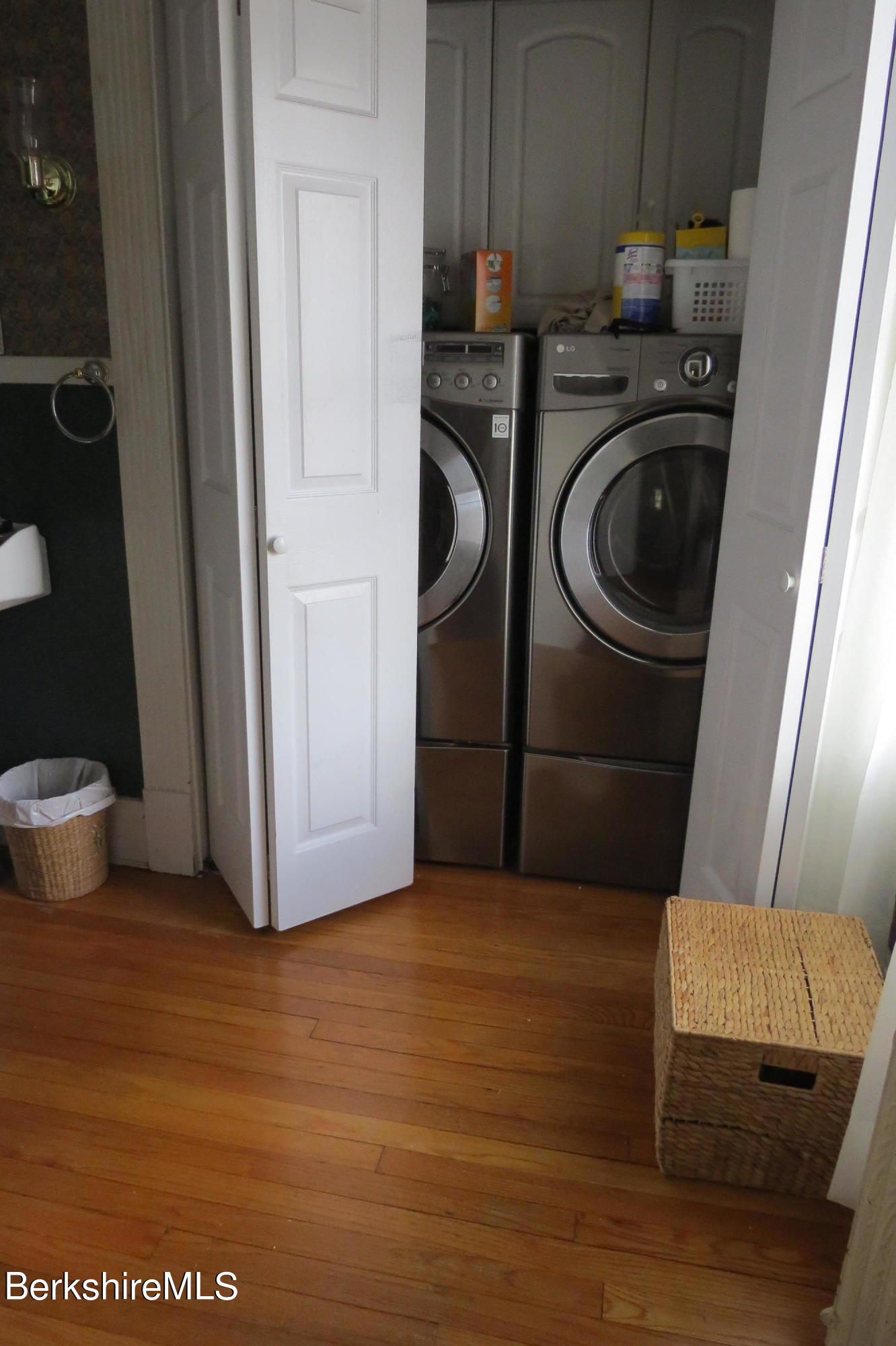 29 Crandall Street Adams, MA 01220 - Photo 44 of 61 a utility room with sink dryer and washer