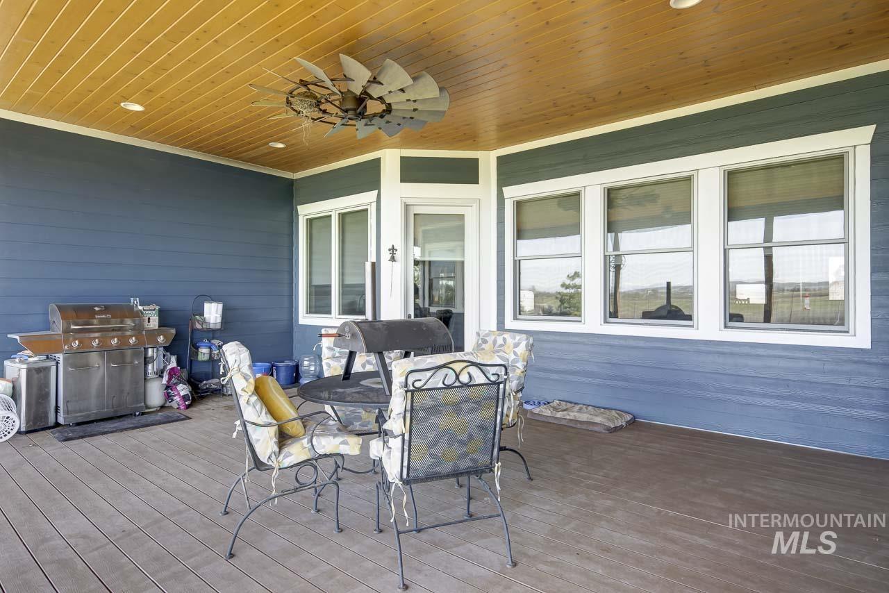 415 North Locust Grove Road Kuna, ID 83634 - Photo 6 of 48