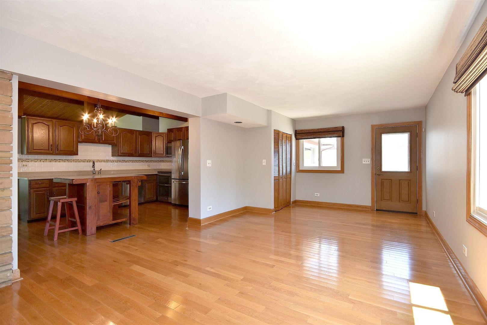133 Highview Avenue Addison, IL 60101 - Photo 14 of 35 a view of livingroom with furniture and windows