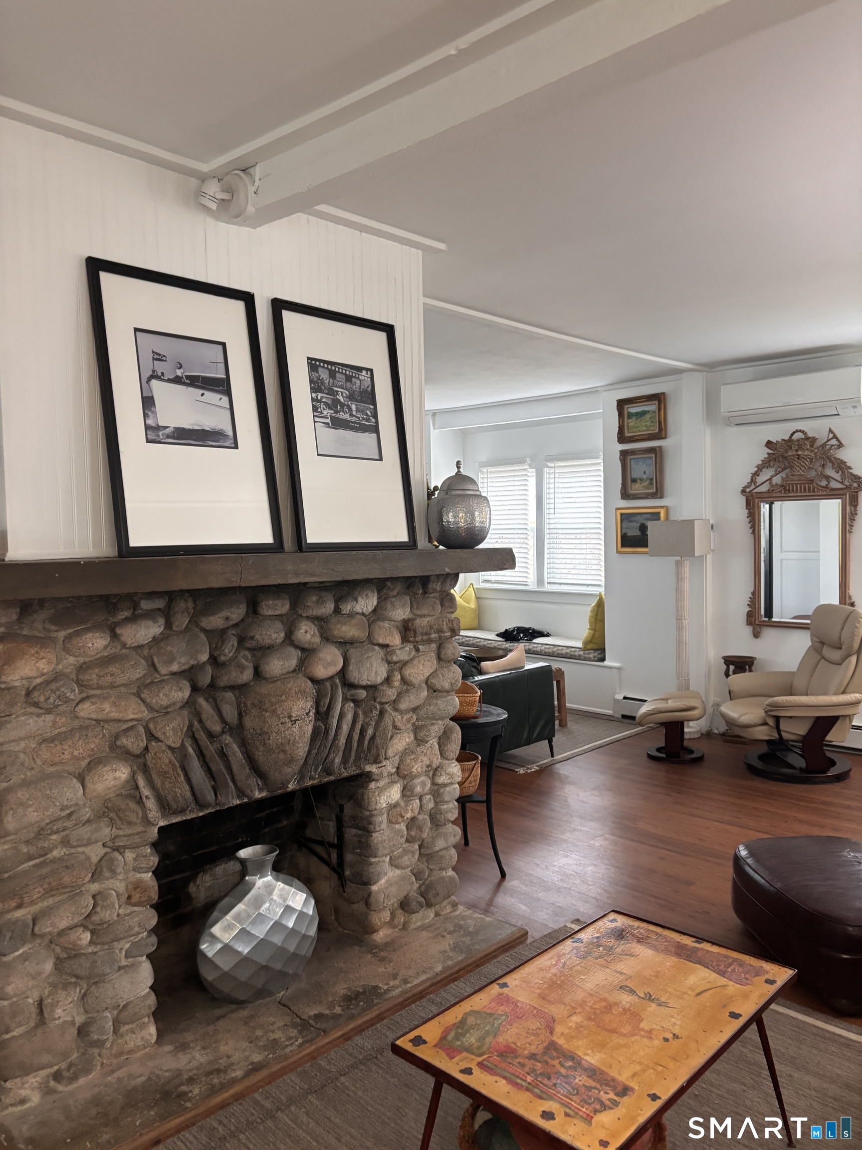 11 Uncas Road East Lyme, CT 06357 - Photo 8 of 28 a living room with furniture and wooden floor
