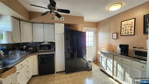 $600,000 | 114 Ave F, Lodi, NJ 07644