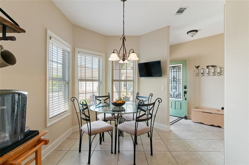 152 Villa Road Brunswick, GA 31525 - Photo 5 of 37 Kitchen
