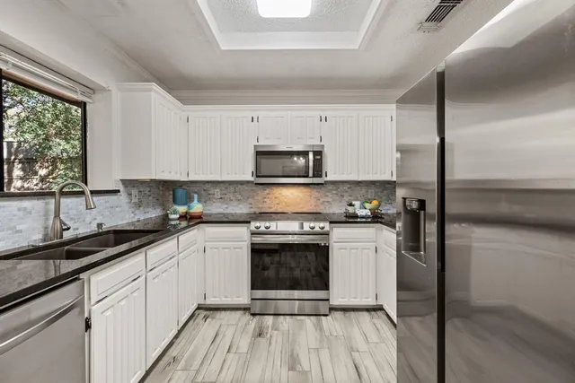 $350,000 | 6737 Inwood Drive, North Richland Hills, TX 76182