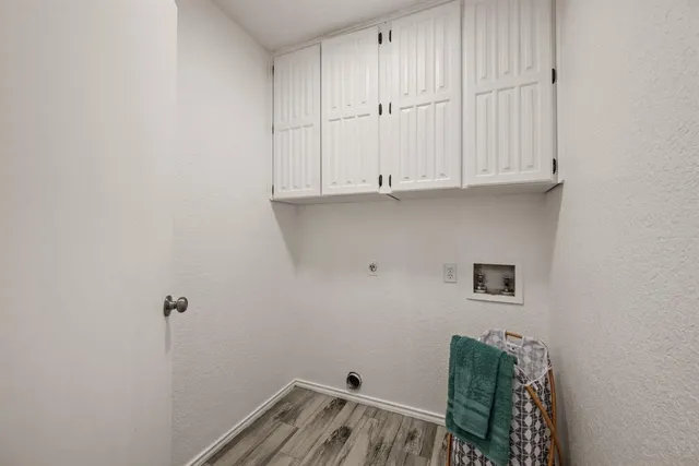 $350,000 | 6737 Inwood Drive, North Richland Hills, TX 76182