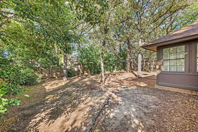 $350,000 | 6737 Inwood Drive, North Richland Hills, TX 76182