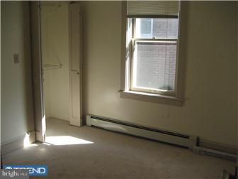 344 West Walnut Street Reading, PA 19607 - Photo 4 of 10 Gallery Image 4