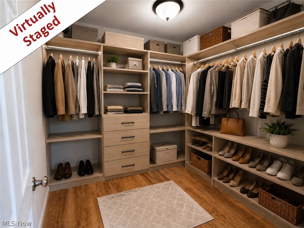 12395 Winchell Road Painesville, OH 44077 - Photo 31 of 46 Walk in Closet Primary suite