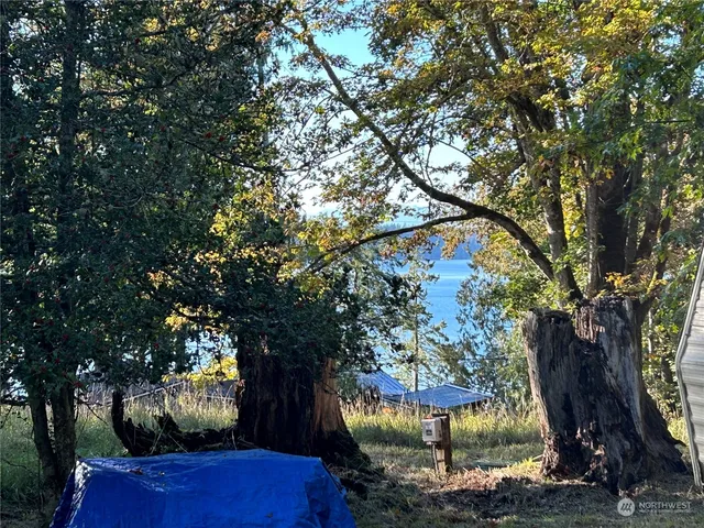 $99,900 | 809 West Herron Boulevard Northwest, Lakebay, WA 98349