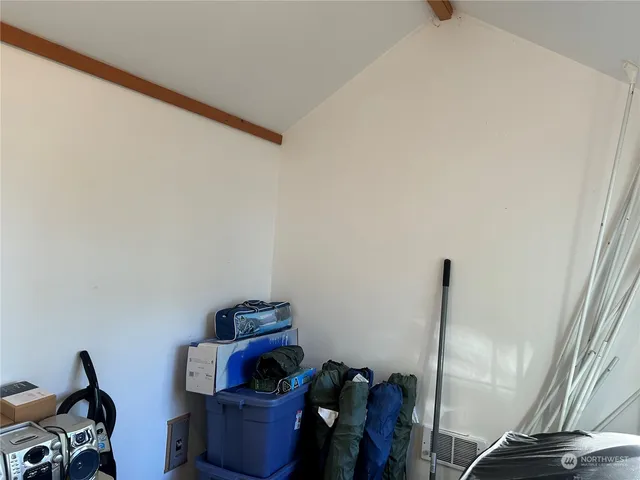 $99,900 | 809 West Herron Boulevard Northwest, Lakebay, WA 98349