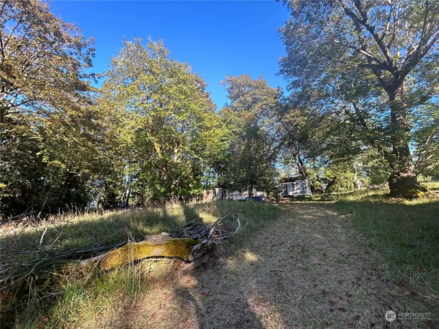 $99,900 | 809 West Herron Boulevard Northwest, Lakebay, WA 98349