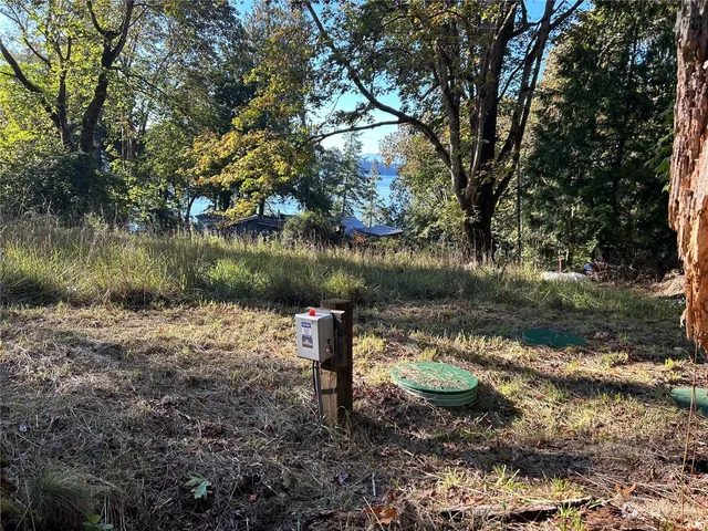 $99,900 | 809 West Herron Boulevard Northwest, Lakebay, WA 98349