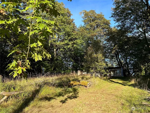 $99,900 | 809 West Herron Boulevard Northwest, Lakebay, WA 98349