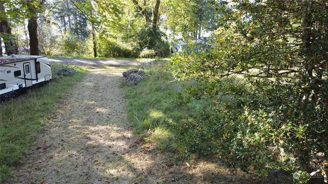 $99,900 | 809 West Herron Boulevard Northwest, Lakebay, WA 98349