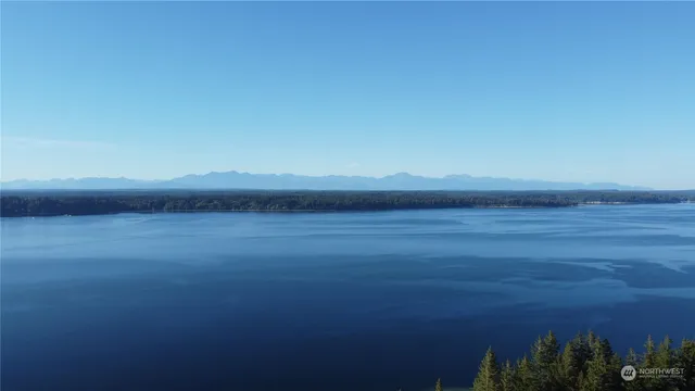 $99,900 | 809 West Herron Boulevard Northwest, Lakebay, WA 98349