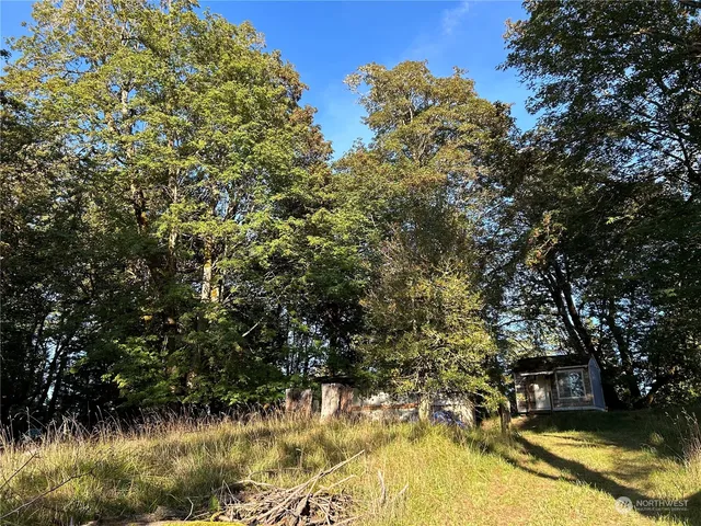 $99,900 | 809 West Herron Boulevard Northwest, Lakebay, WA 98349