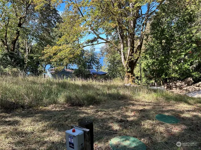 $99,900 | 809 West Herron Boulevard Northwest, Lakebay, WA 98349