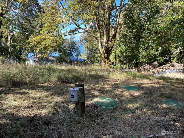 $99,900 | 809 West Herron Boulevard Northwest, Lakebay, WA 98349