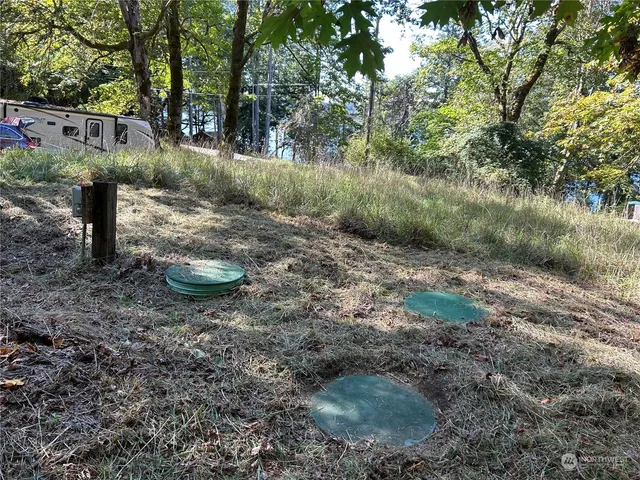 $99,900 | 809 West Herron Boulevard Northwest, Lakebay, WA 98349