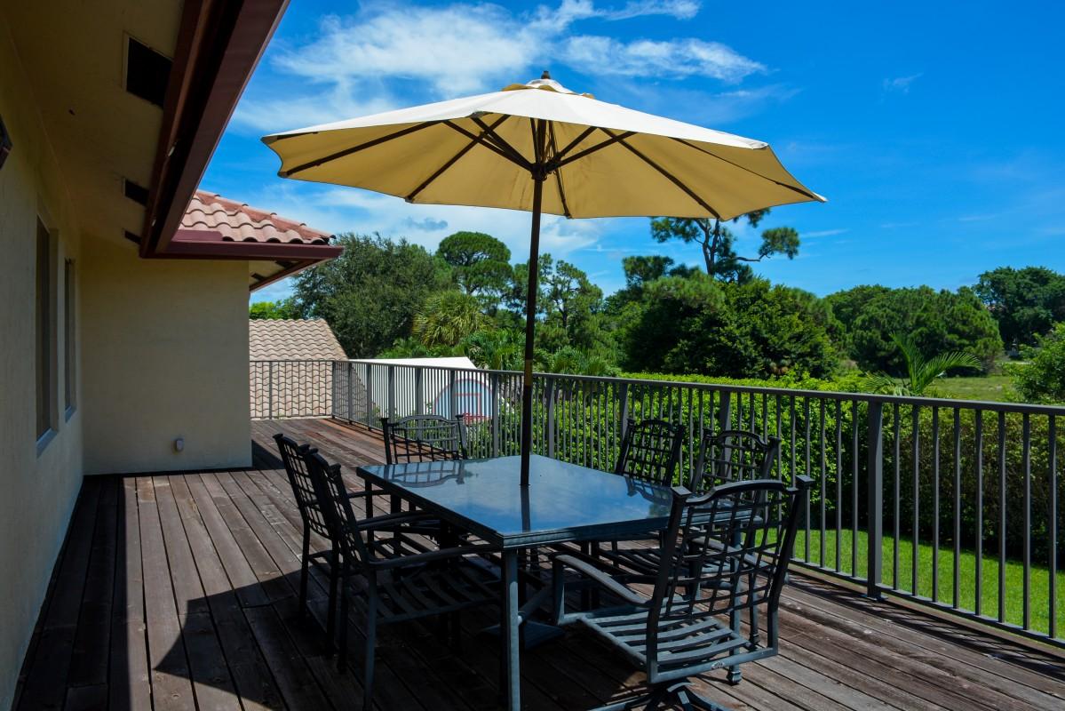 23222 L L'Ermitage Circle Boca Raton, FL 33433 - Photo 29 of 34 BALCONY
