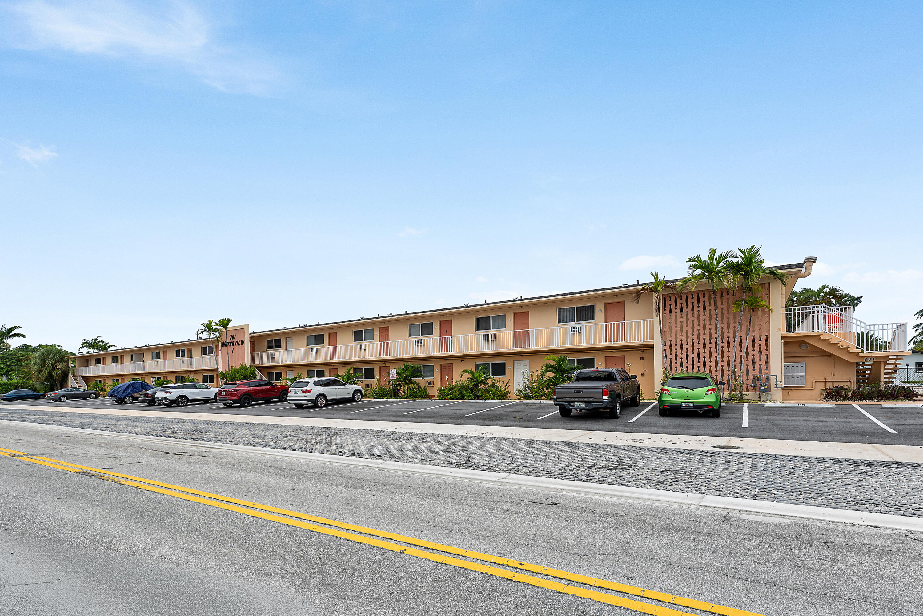 301 East McNab Road, Unit 113 Pompano Beach, FL 33060 - Photo 2 of 18 IMG_4705