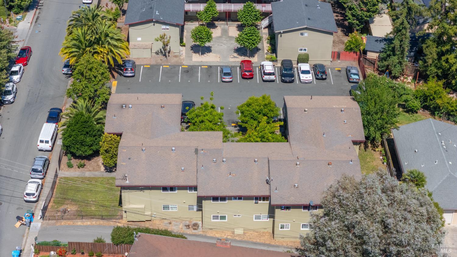 980 Sunset Avenue Santa Rosa, CA 95407 - Photo 8 of 38