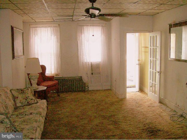 442 Tree Street Philadelphia, PA 19148 - Photo 2 of 19 Gallery Image 2