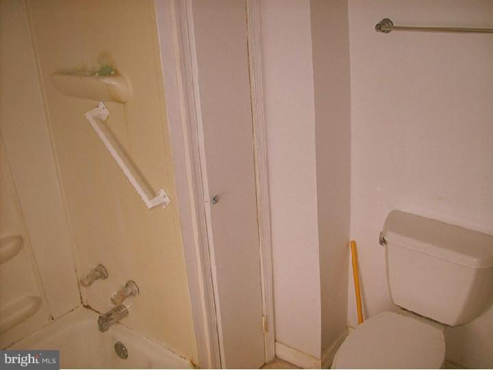 442 Tree Street Philadelphia, PA 19148 - Photo 12 of 19 Gallery Image 12