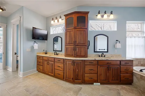 $1,985,000 | 928 Black Bear Trail, Jasper, GA 30143
