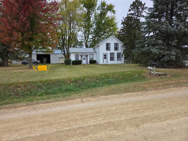 $1 | 5910 North Unity Road, Lena, IL 61048