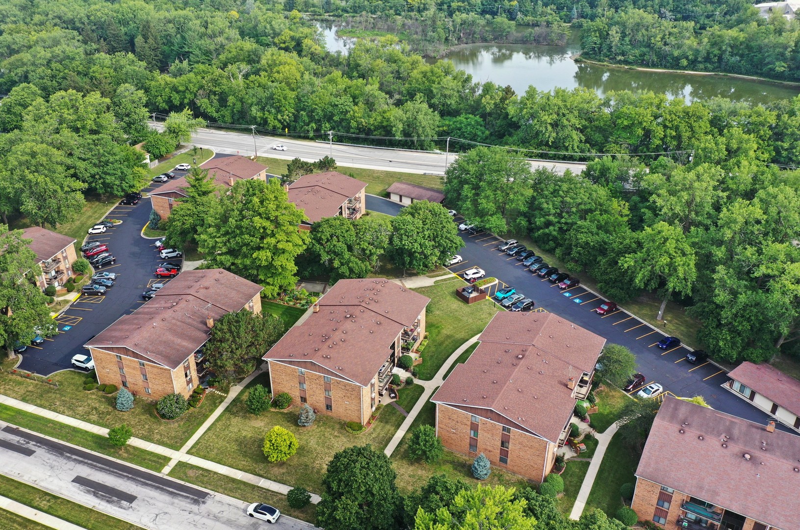 936 Olive Road, Unit 2C Homewood, IL 60430 - Photo 19 of 20 Gallery Image 19