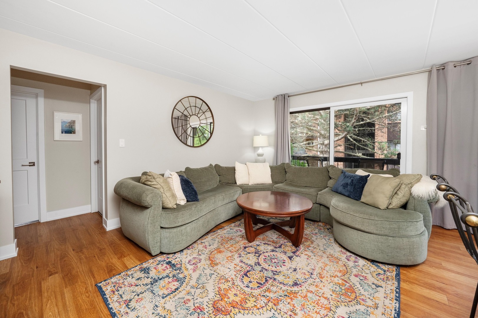 936 Olive Road, Unit 2C Homewood, IL 60430 - Photo 3 of 20 Gallery Image 3