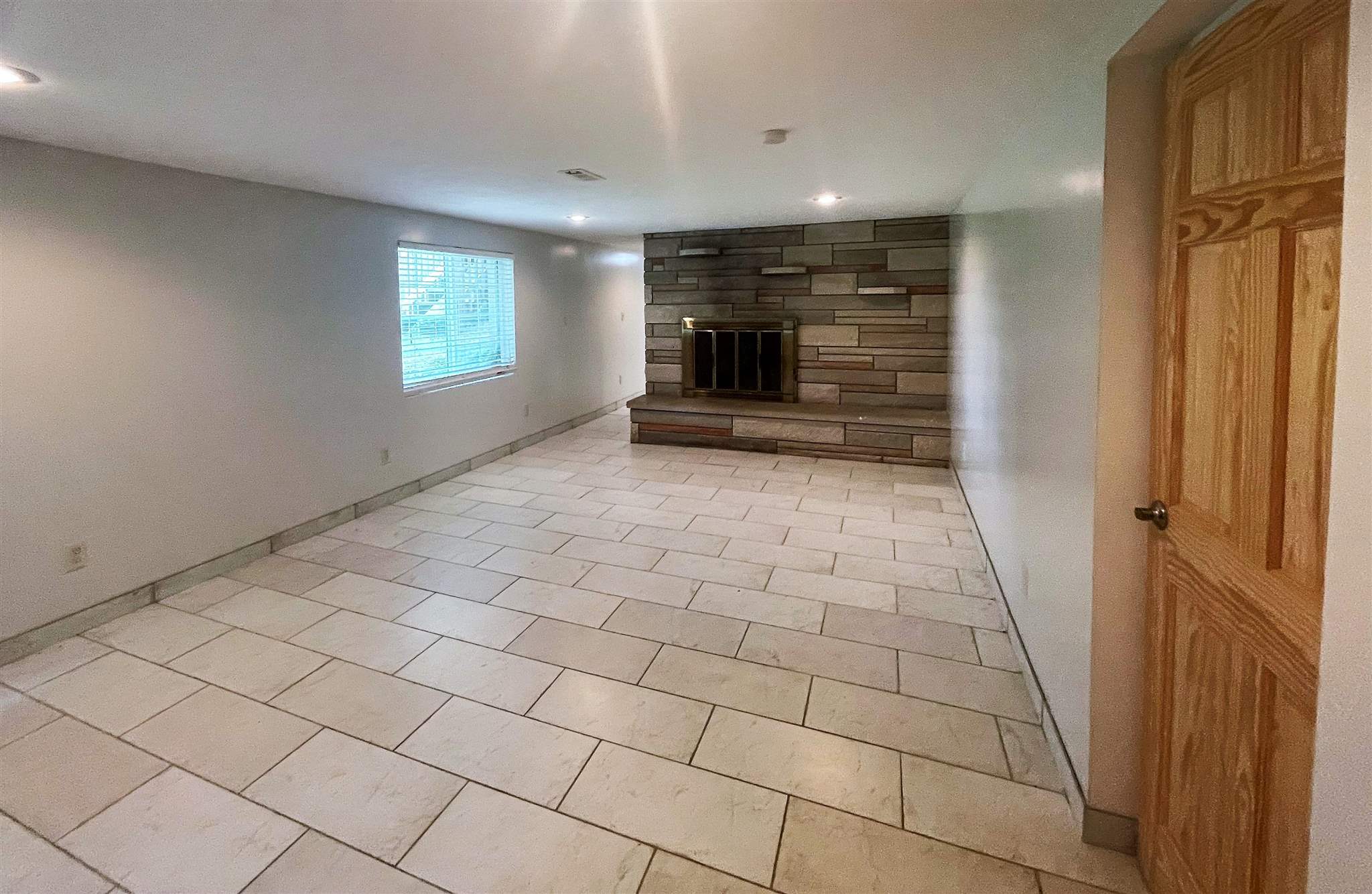 425 East Rhorer Road Bloomington, IN 47401 - Photo 14 of 26