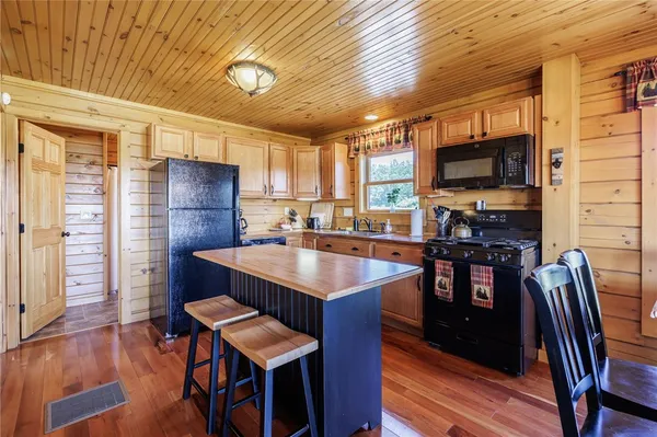 $489,999 | 452 Armstrong Road, Geneva Town, NY 14456