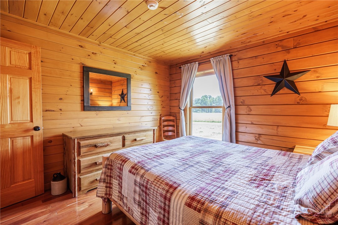 452 Armstrong Road Geneva Town, NY 14456 - Photo 19 of 38