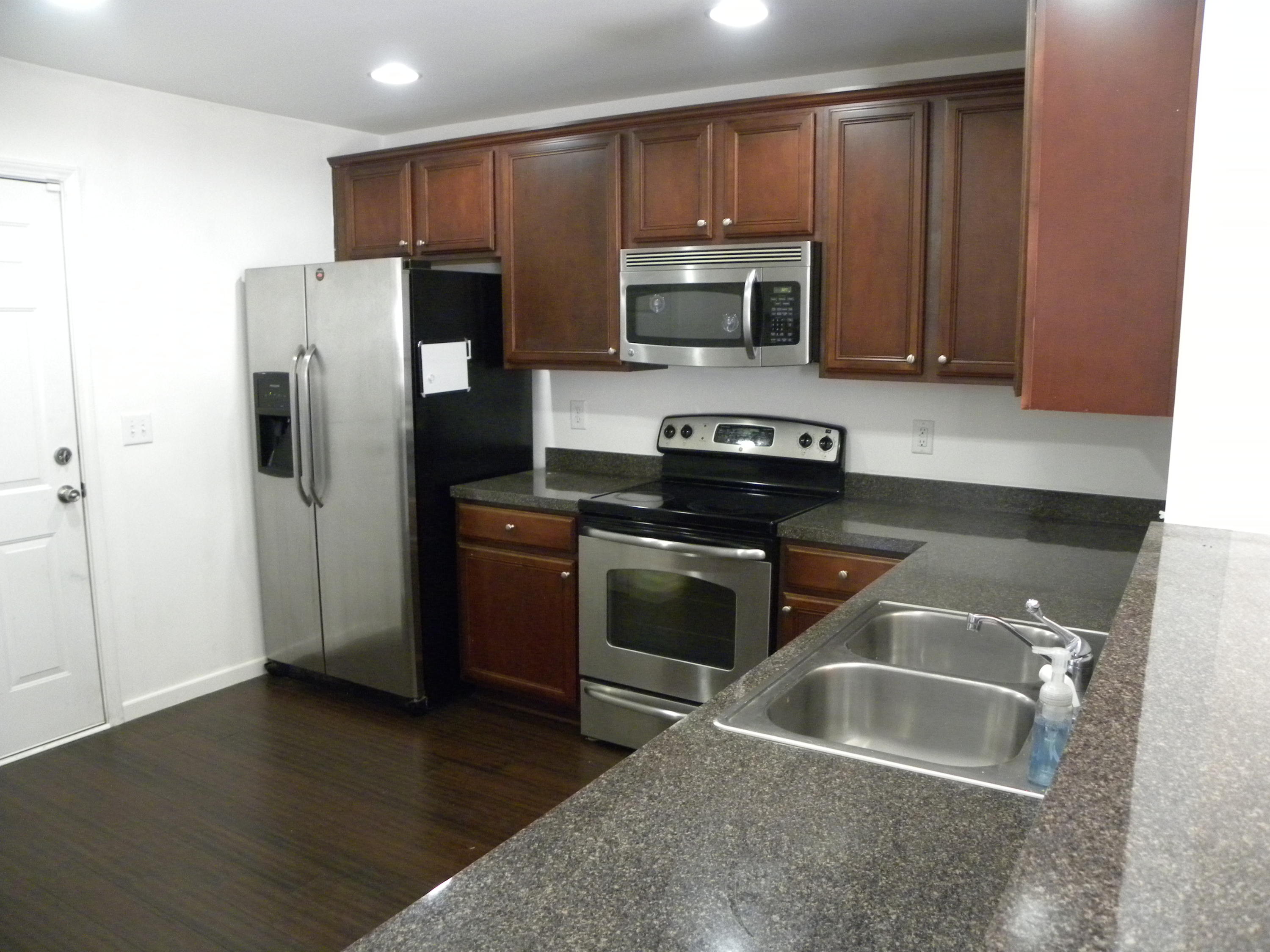 267 Island Green Road Goose Creek, SC 29445 - Photo 8 of 28 5