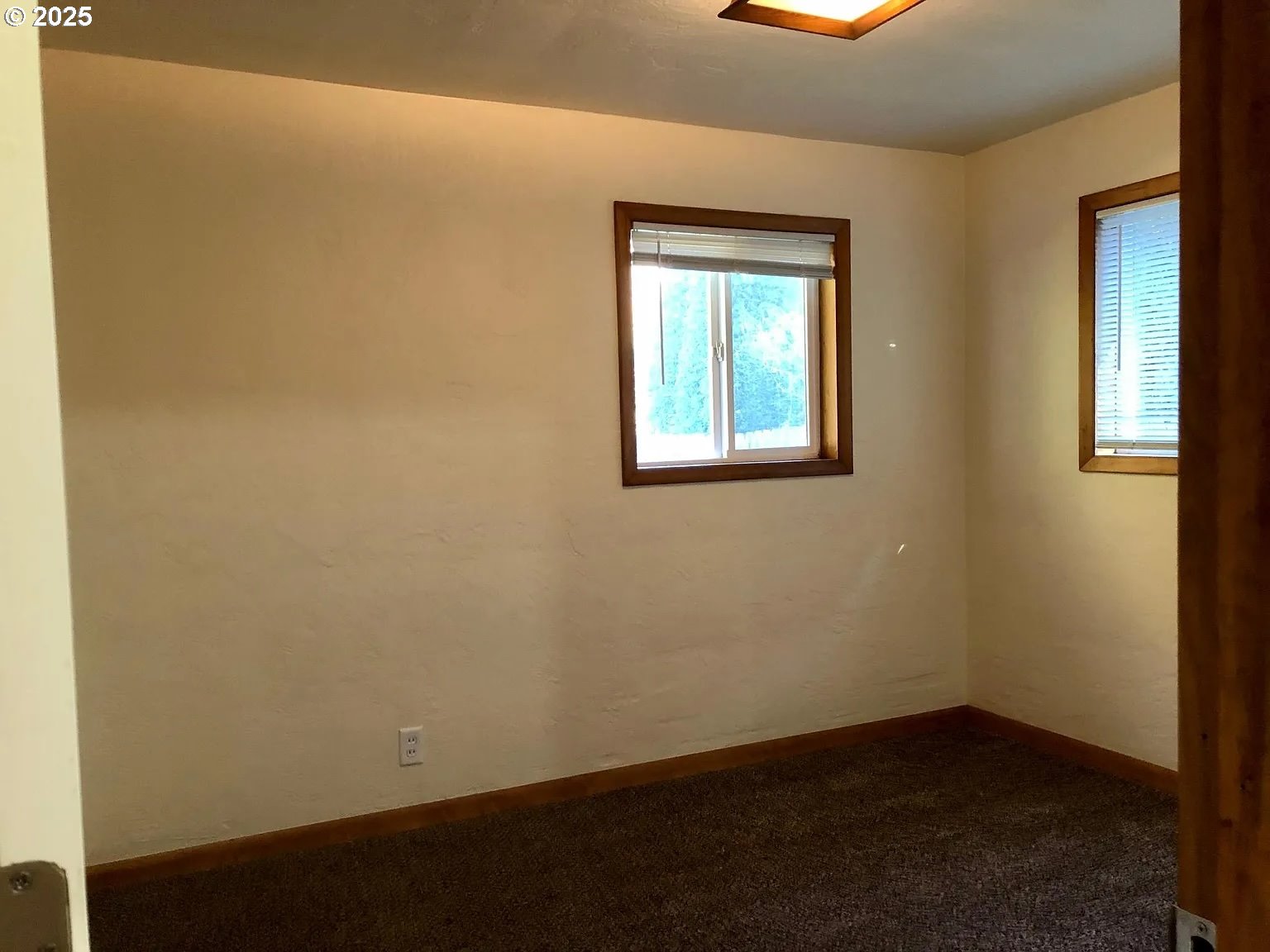 3215 Pheasant Boulevard Springfield, OR 97477 - Photo 11 of 19