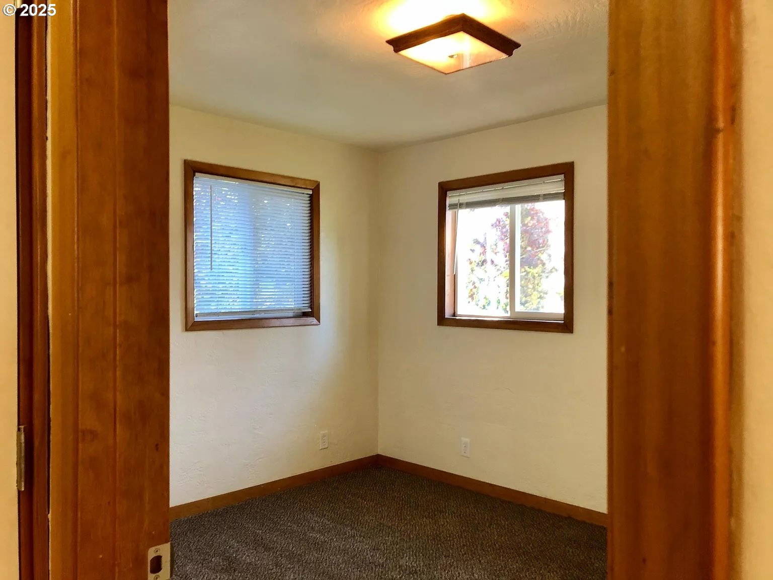 3215 Pheasant Boulevard Springfield, OR 97477 - Photo 13 of 19