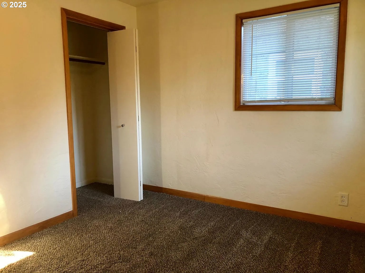 3215 Pheasant Boulevard Springfield, OR 97477 - Photo 14 of 19