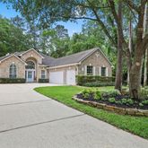 $615,000 | 119 South Evangeline Oaks Circle, The Woodlands, TX 77384