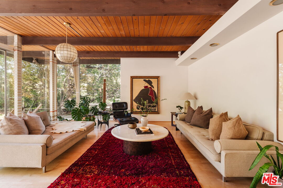 3493 Valley Meadow Road Sherman Oaks, CA 91403 - Photo 9 of 30