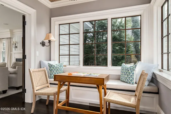 $6,550,000 | 45 Willow Road, Riverside, CT 06878