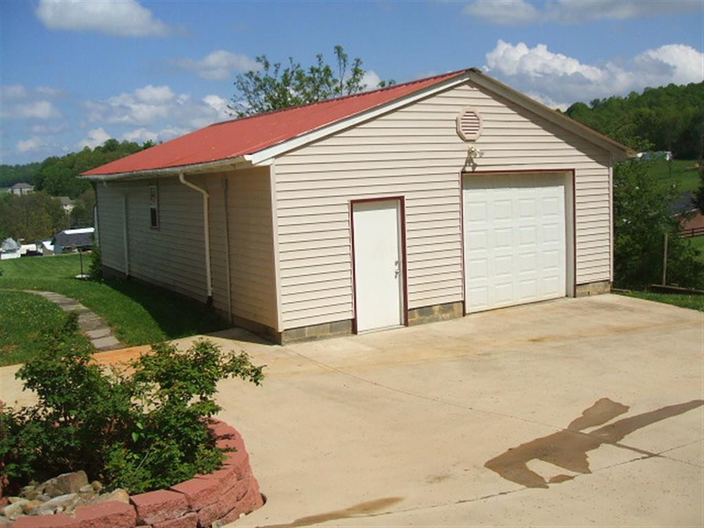 10036 Reedy Creek Road Bristol, VA 24202 - Photo 26 of 36 Photo 26