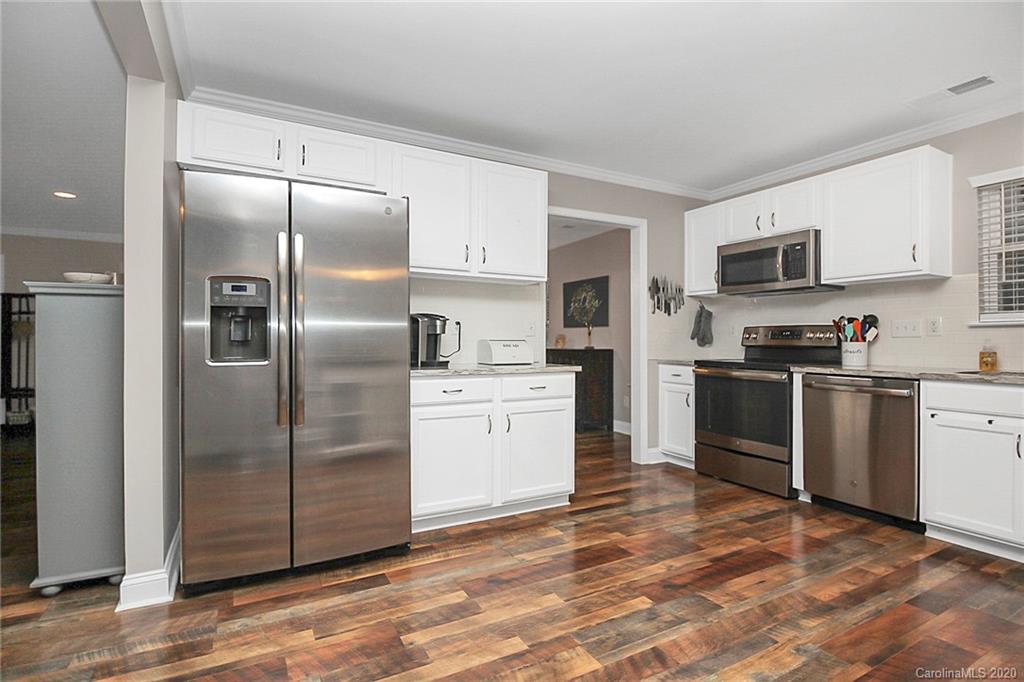1619 Flagsworth Road, Unit 242 Clover, SC 29710 - Photo 11 of 42 Gallery Image 11