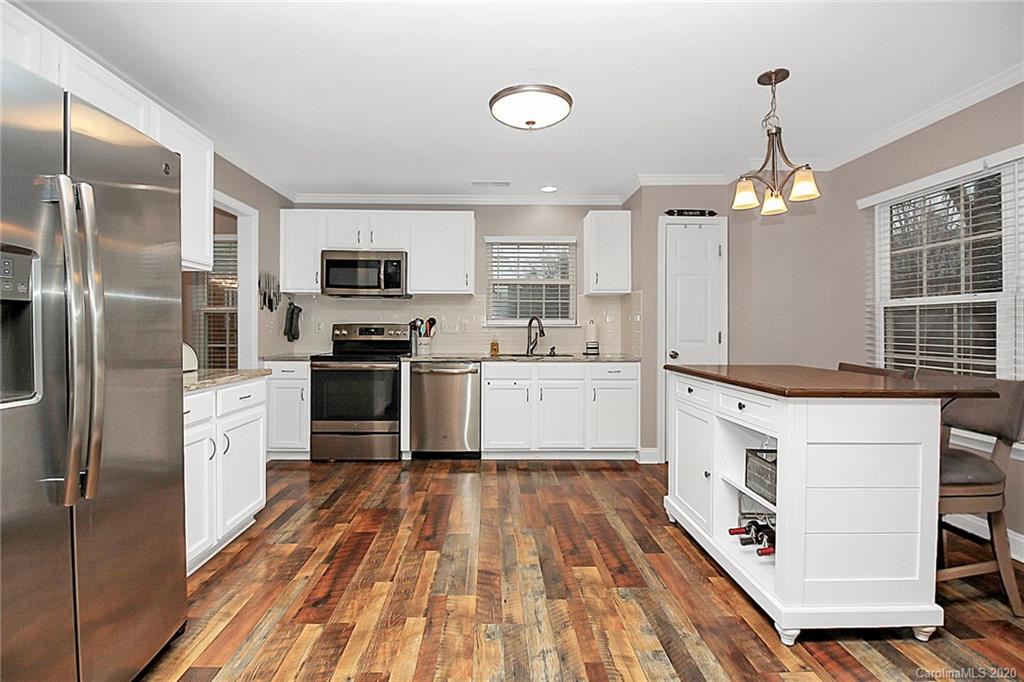 1619 Flagsworth Road, Unit 242 Clover, SC 29710 - Photo 14 of 42 Gallery Image 14