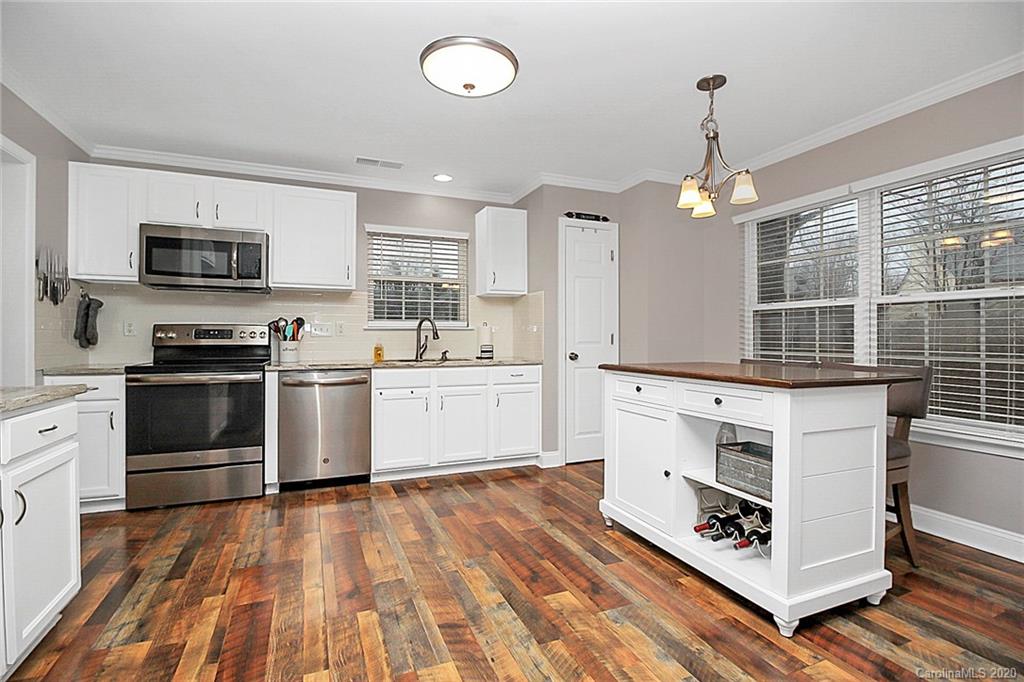 1619 Flagsworth Road, Unit 242 Clover, SC 29710 - Photo 15 of 42 Gallery Image 15