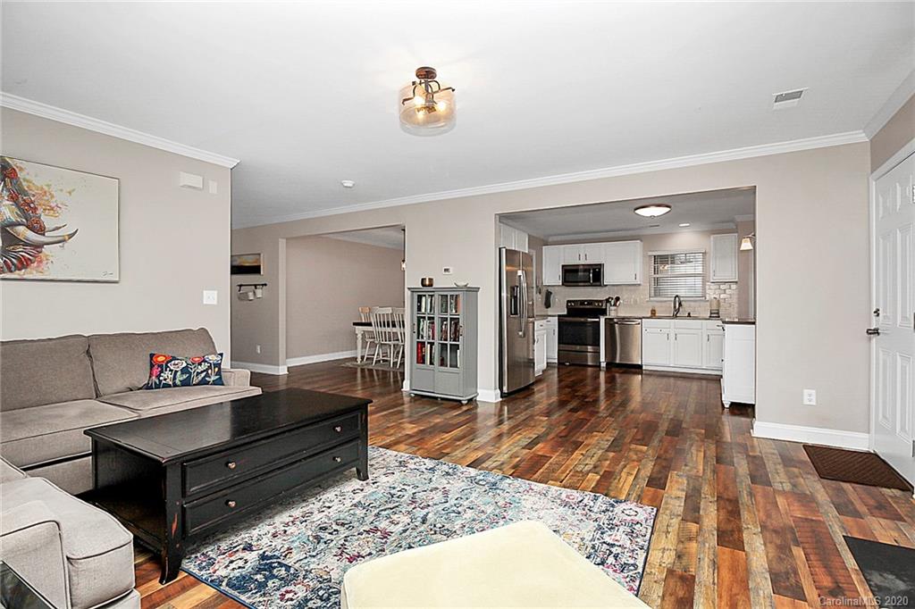 1619 Flagsworth Road, Unit 242 Clover, SC 29710 - Photo 26 of 42 Gallery Image 26