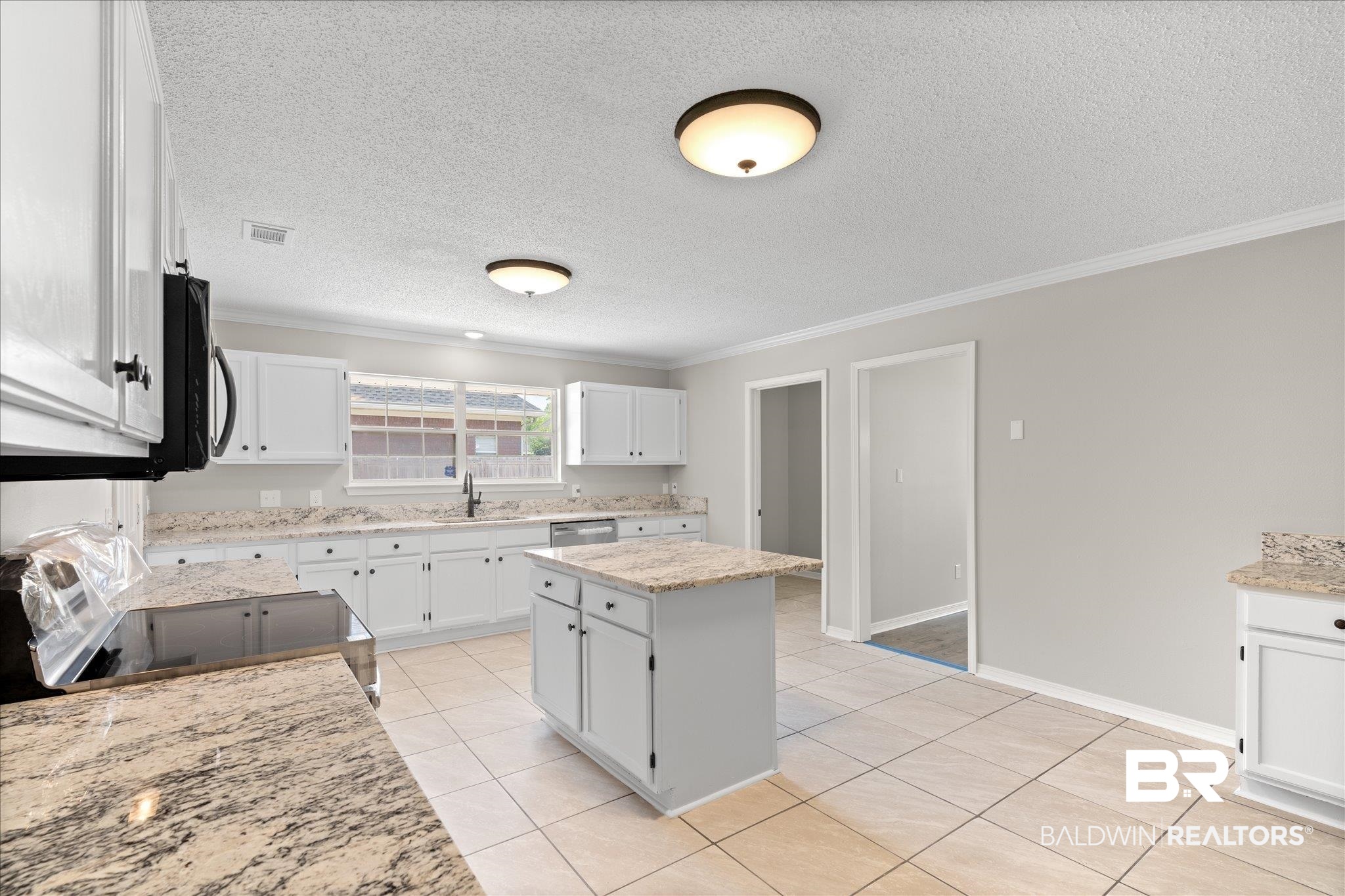 8470 Kyle Court Mobile, AL 36695 - Photo 3 of 31