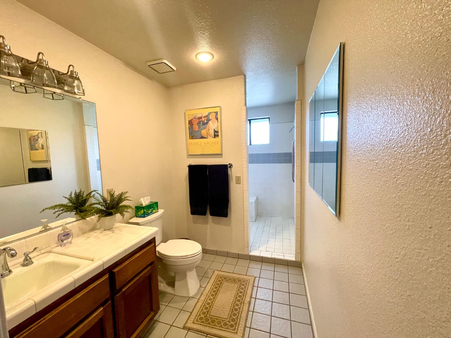 2052 Del Rio Drive Stockton, CA 95204 - Photo 10 of 28