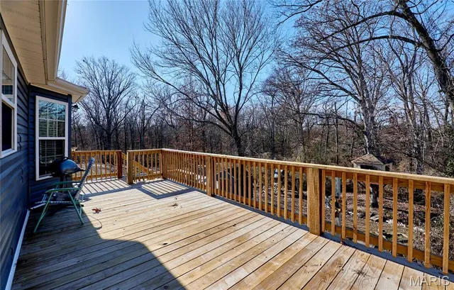 $295,000 | 80 Village Cir Drive, Winfield, MO 63389