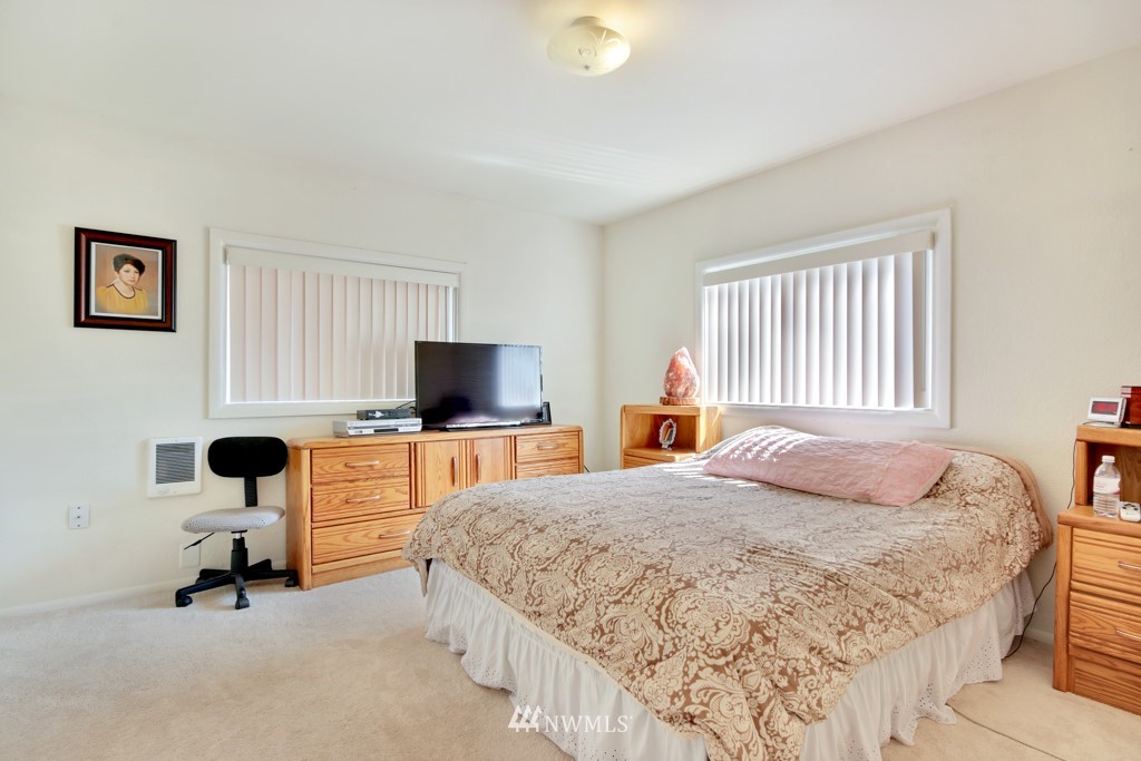 10617 Sales Road South Tacoma, WA 98444 - Photo 11 of 18 Gallery Image 11